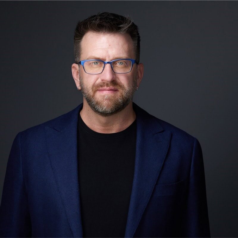 portrait of Todd Reade